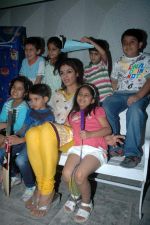 Raveena Tandon at children_s day celebrations in Mehboob on 14th Nov 2011 (49).JPG